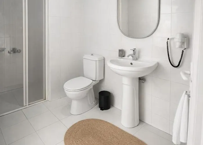 Cleo By Cleopatra Апарт-готель