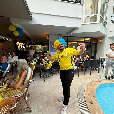 Cleo Lägenhetshotell *