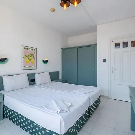 Cleo Lejlighedshotel 3*